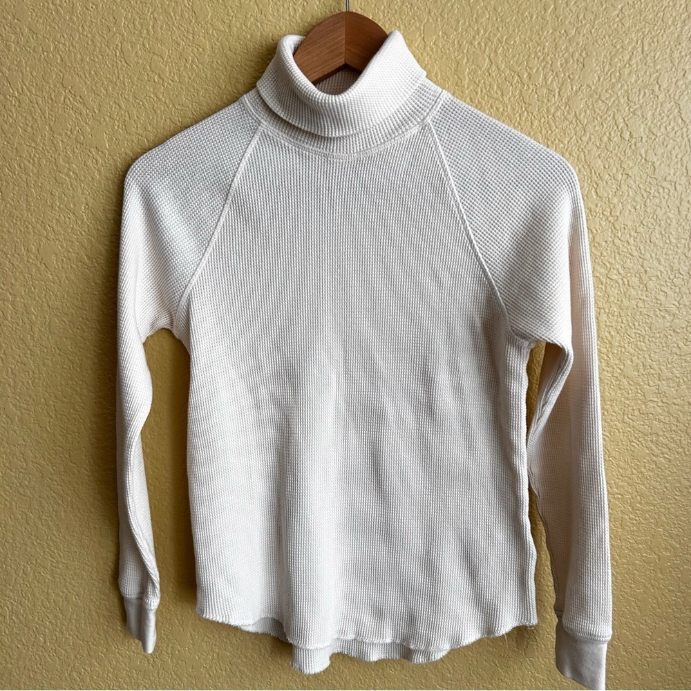 Everlane Turtleneck Thermal Long Sleeve Top